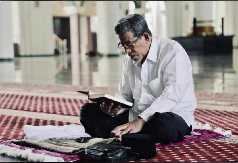 Mantan Gubernur Maluku Utara Kyai H. Abdul Gani Kasuba